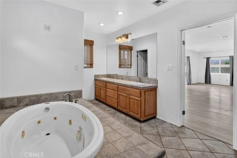 34716 Violan Street Acton, CA 93510