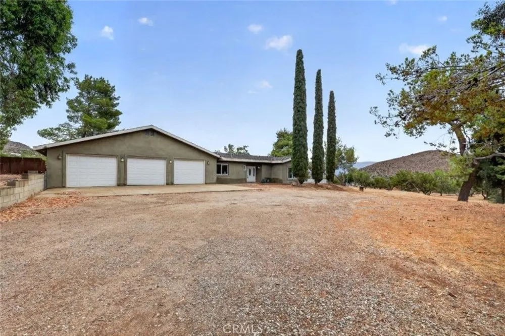 34716 Violan Street Acton, CA 93510