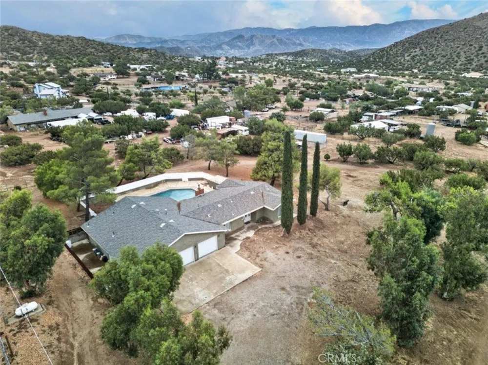 34716 Violan Street Acton, CA 93510