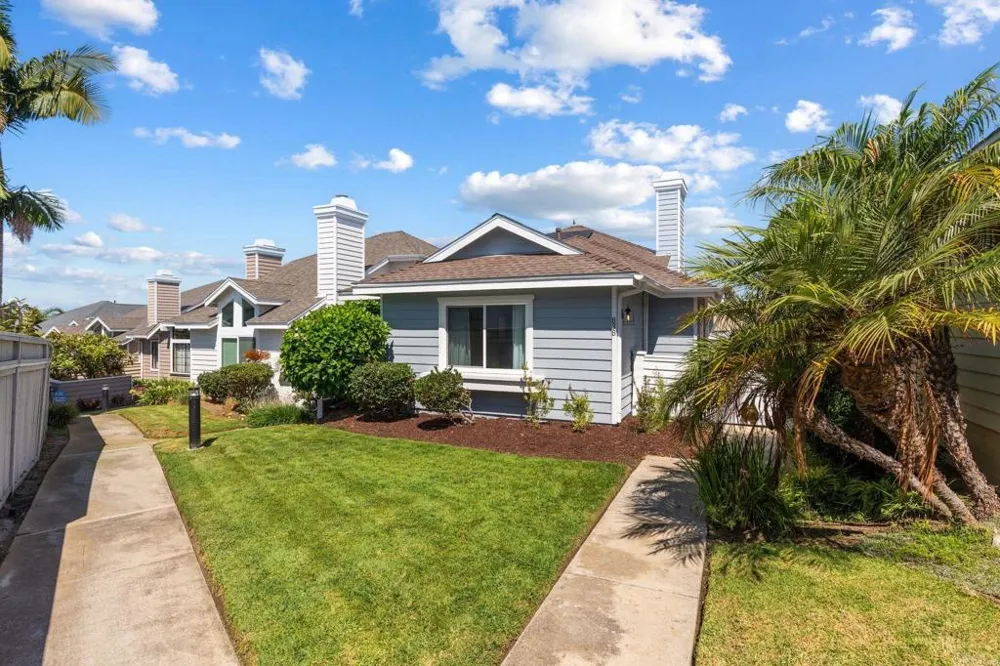 838 Windcrest Drive Carlsbad, CA 92011