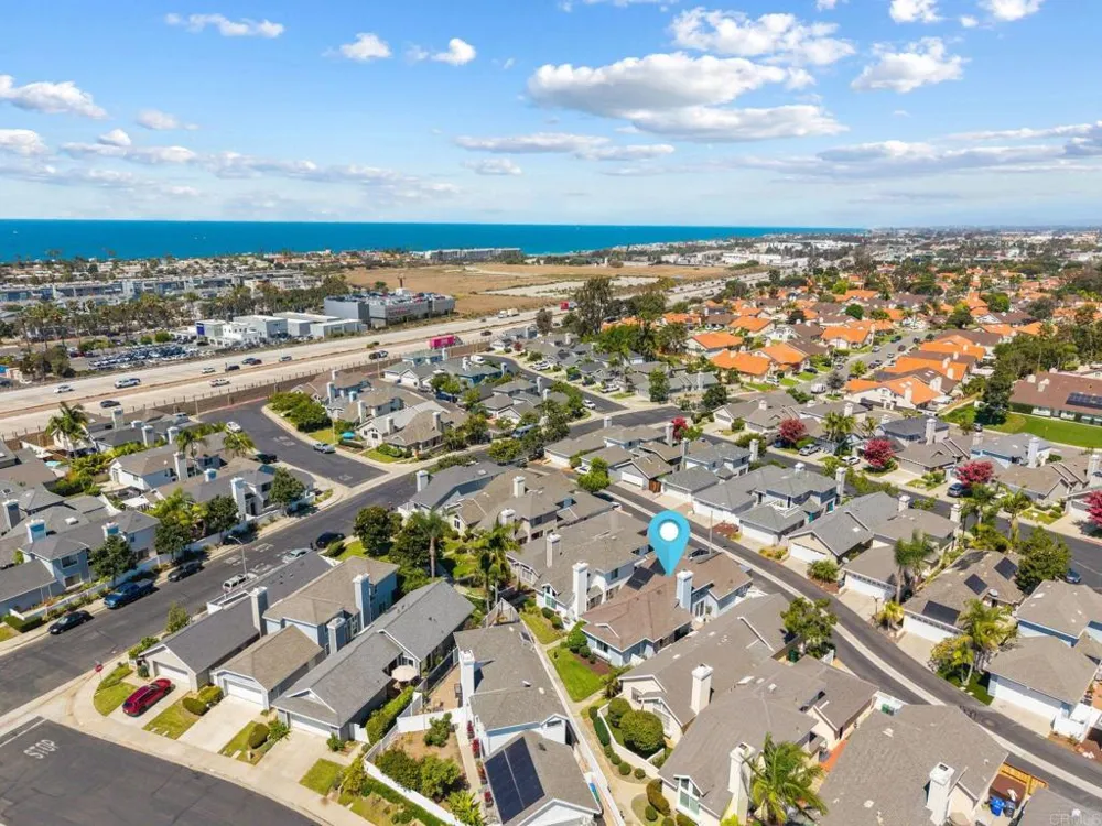 838 Windcrest Drive Carlsbad, CA 92011