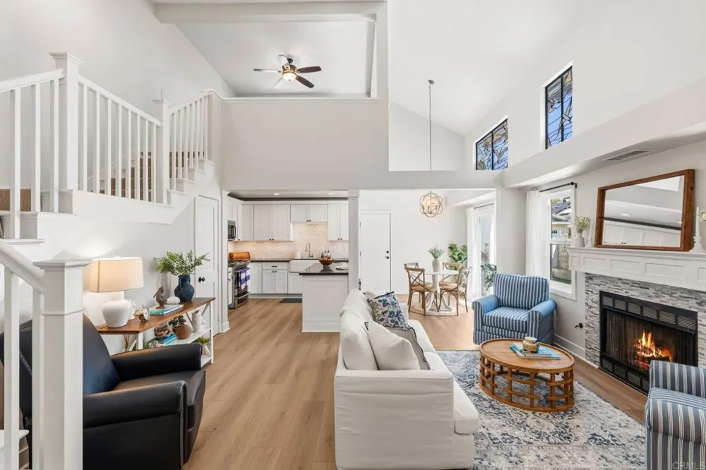 838 Windcrest Drive Carlsbad, CA 92011
