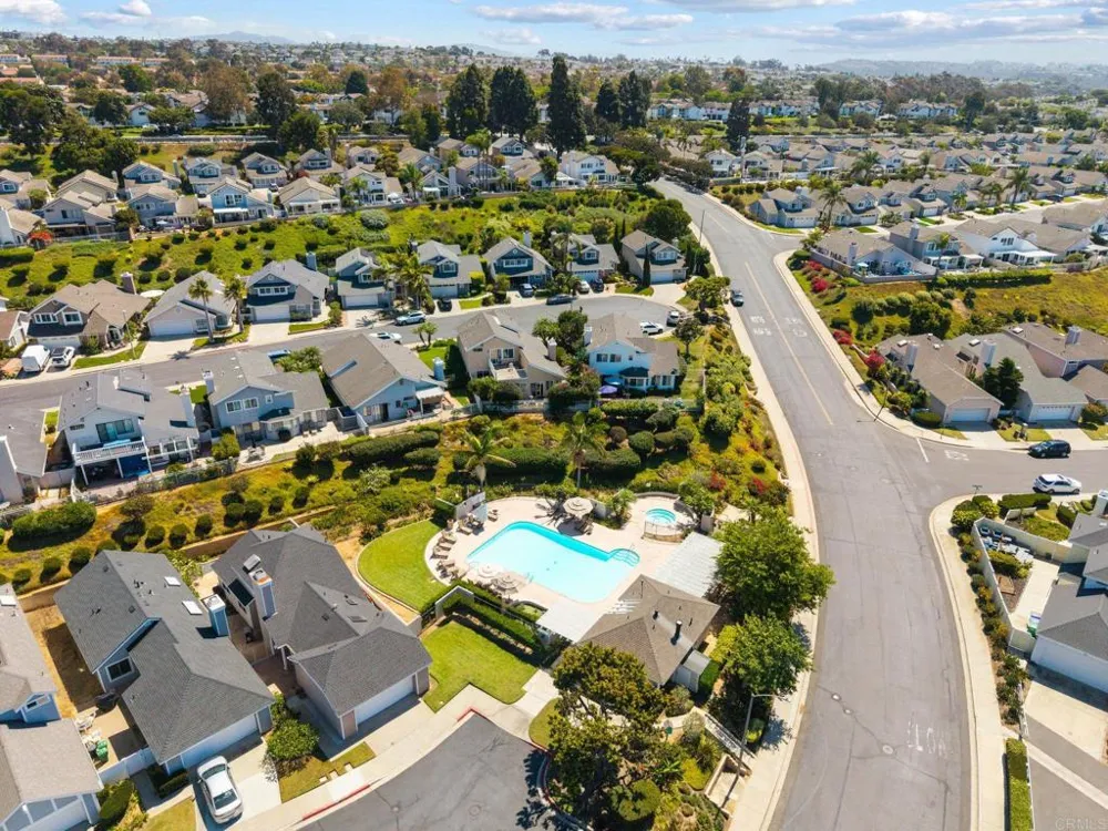 838 Windcrest Drive Carlsbad, CA 92011