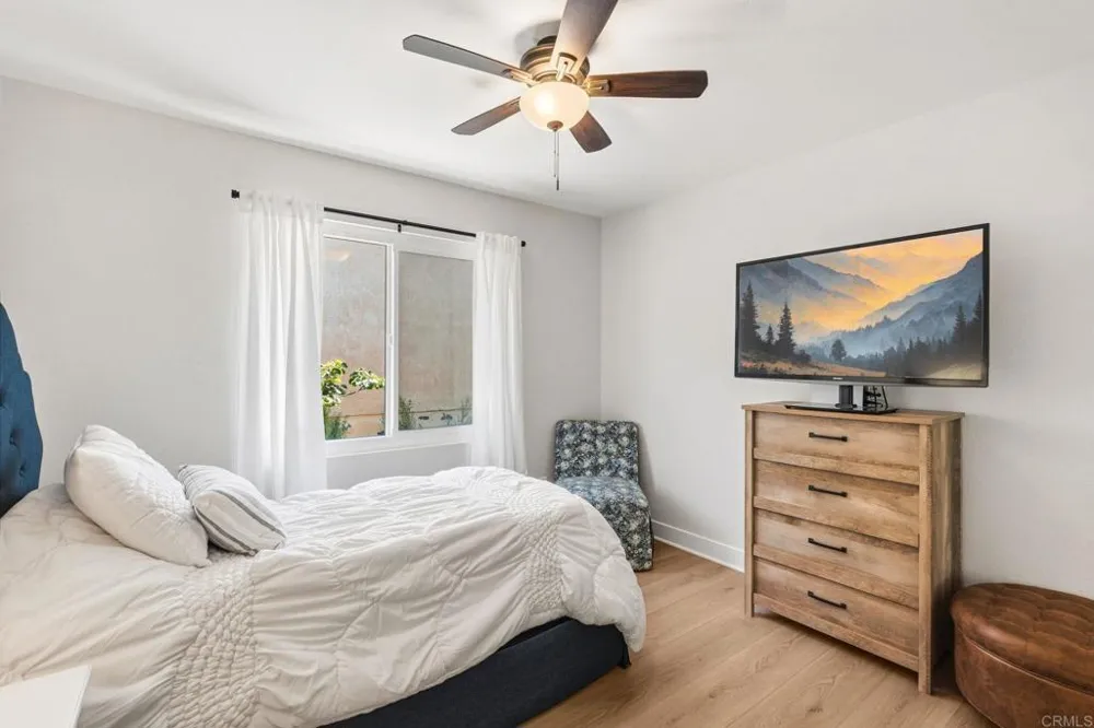 838 Windcrest Drive Carlsbad, CA 92011