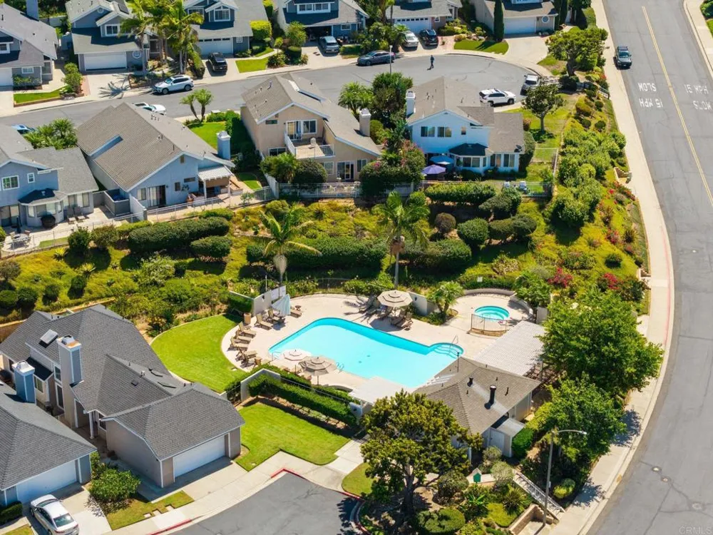 838 Windcrest Drive Carlsbad, CA 92011