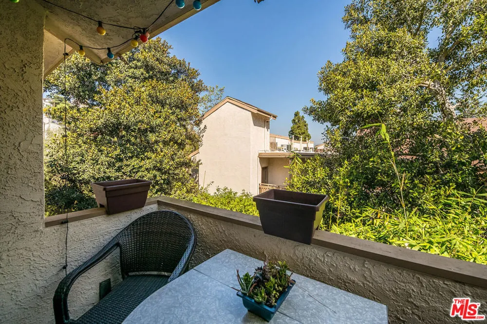 3480 Barham Boulevard #326 Los Angeles, CA 90068
