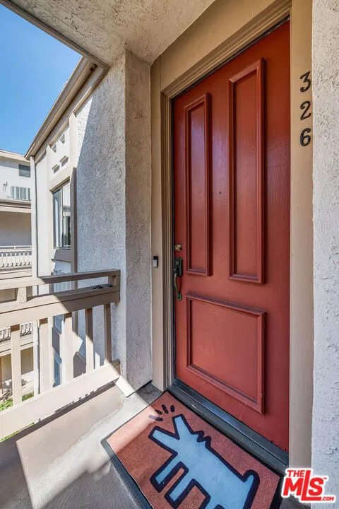3480 Barham Boulevard #326 Los Angeles, CA 90068