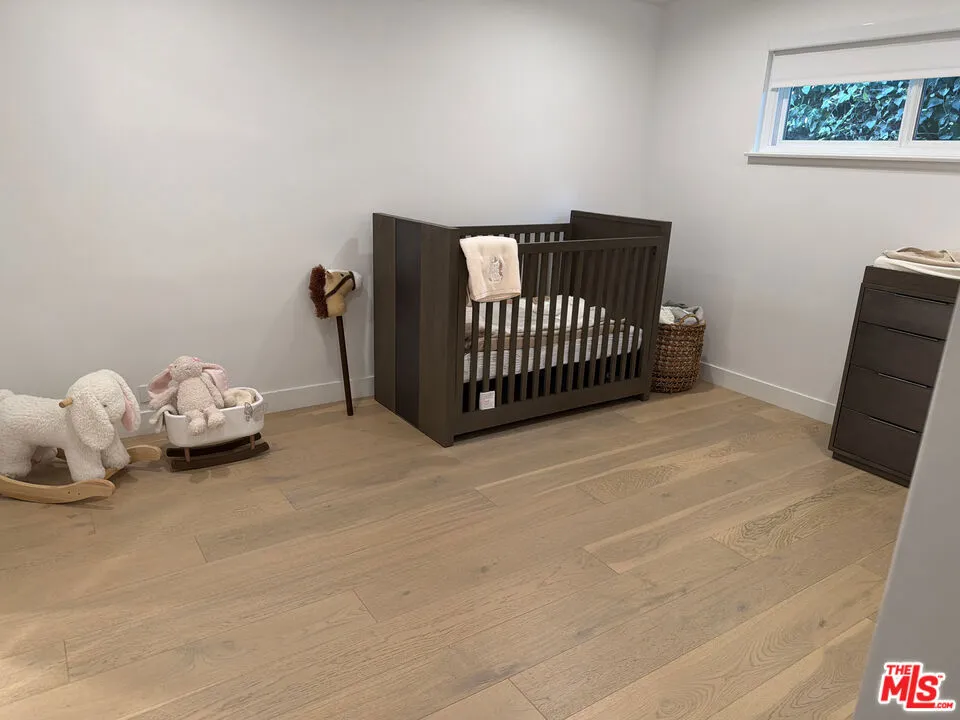 23122 Bigler Street Woodland Hills, CA 91364