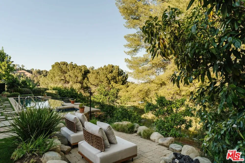 24903 Palmilla Drive Calabasas, CA 91302
