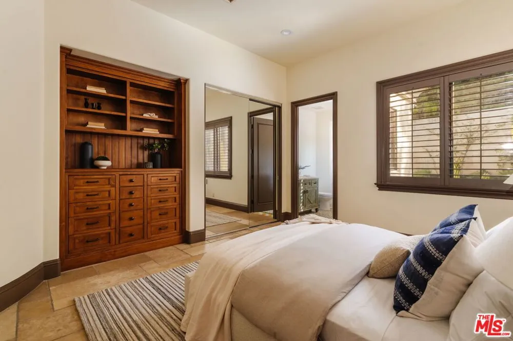 24903 Palmilla Drive Calabasas, CA 91302