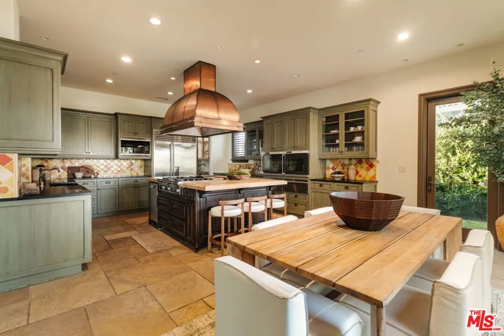 24903 Palmilla Drive Calabasas, CA 91302