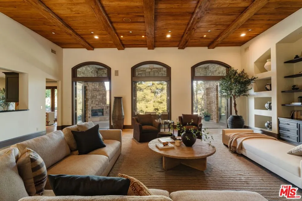 24903 Palmilla Drive Calabasas, CA 91302