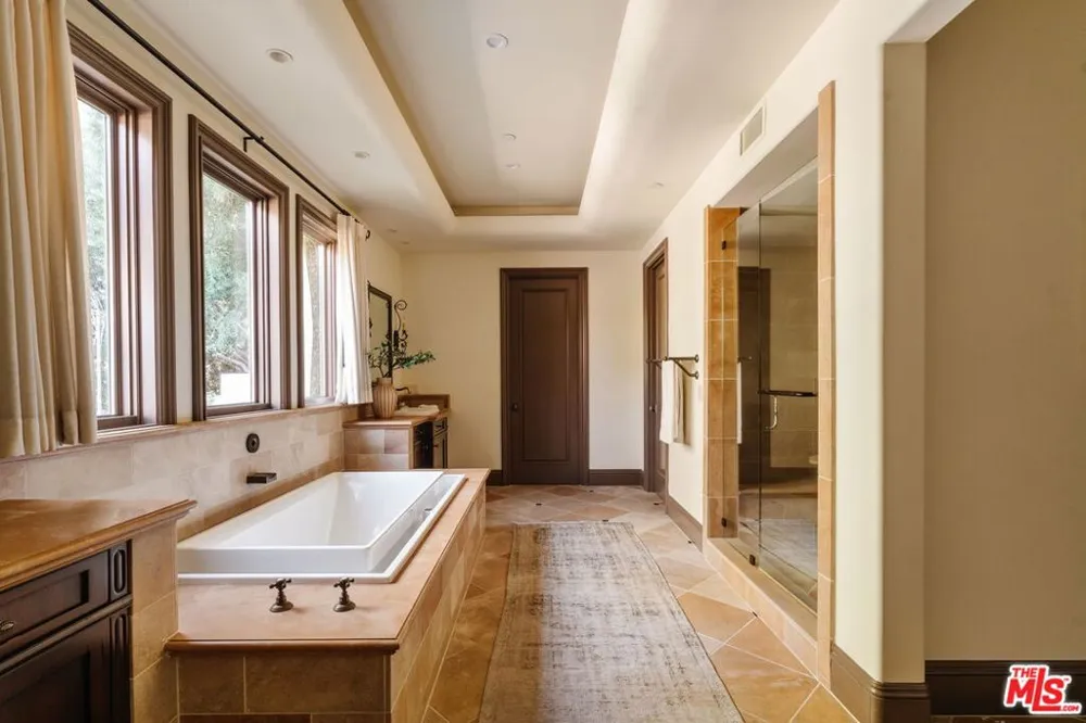 24903 Palmilla Drive Calabasas, CA 91302