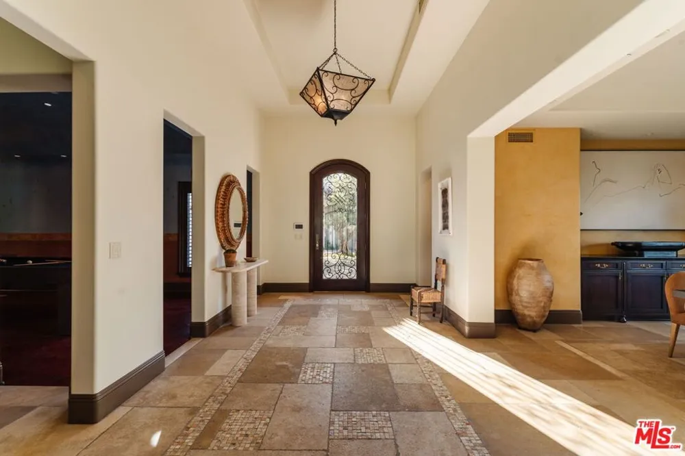 24903 Palmilla Drive Calabasas, CA 91302