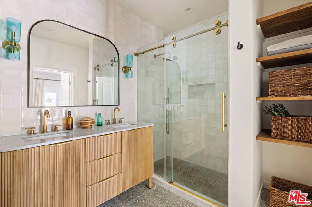 137 E Avenue 43 Los Angeles, CA 90031