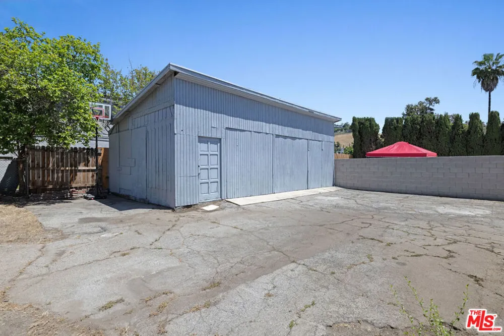 137 E Avenue 43 Los Angeles, CA 90031