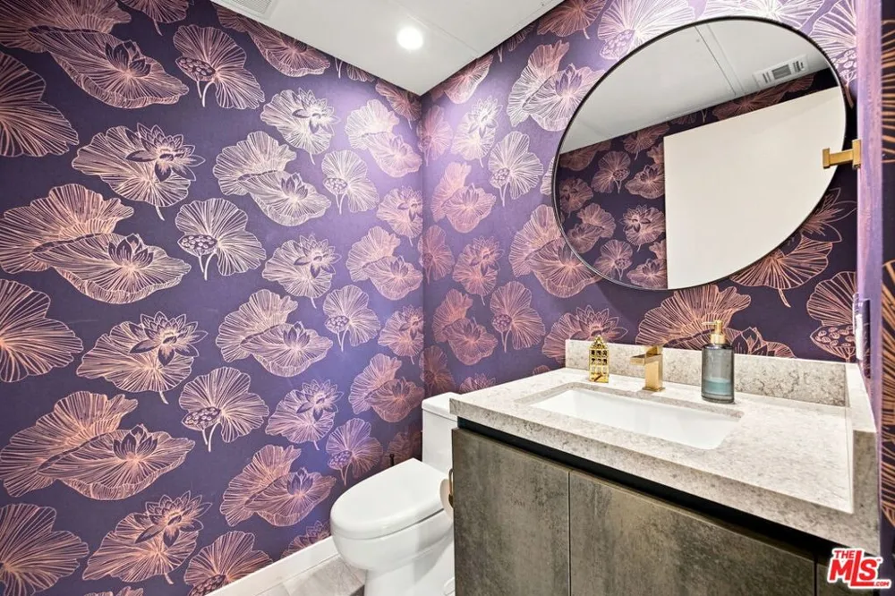 11622 Colfax Meadow Lane Studio City, CA 91604