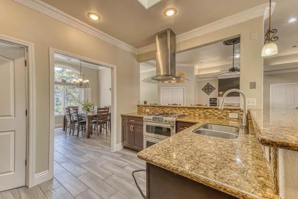 6040 Sherry Lee Lane Salinas, CA 93907
