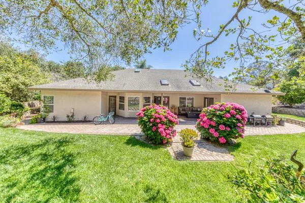 6040 Sherry Lee Lane Salinas, CA 93907
