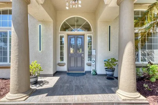 6040 Sherry Lee Lane Salinas, CA 93907