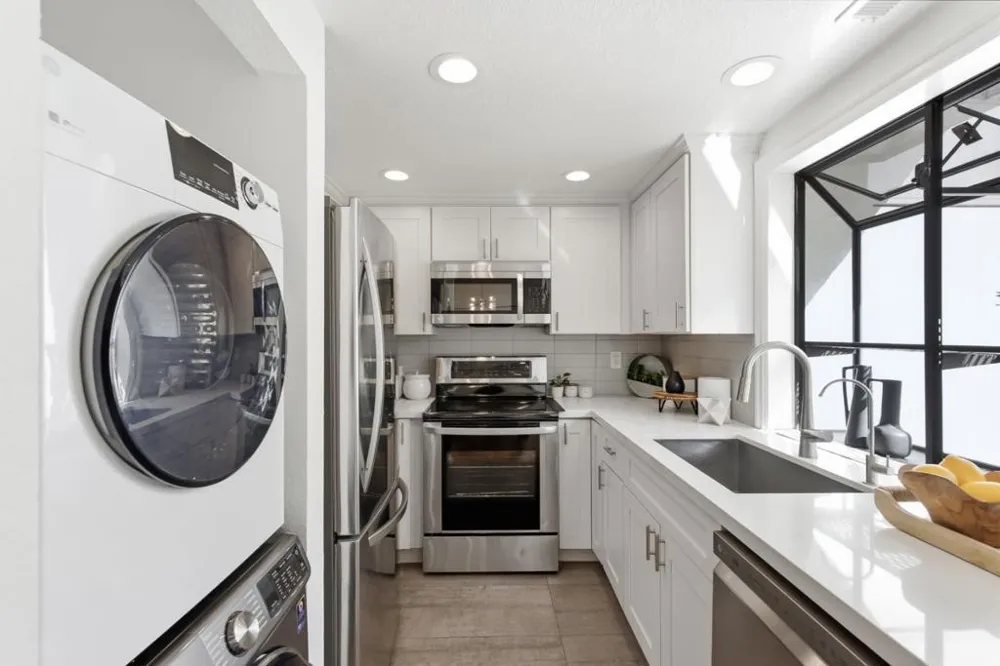 1003 Chula Vista Terrace Sunnyvale, CA 94086