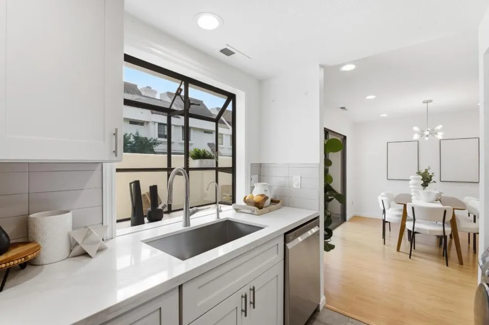 1003 Chula Vista Terrace Sunnyvale, CA 94086