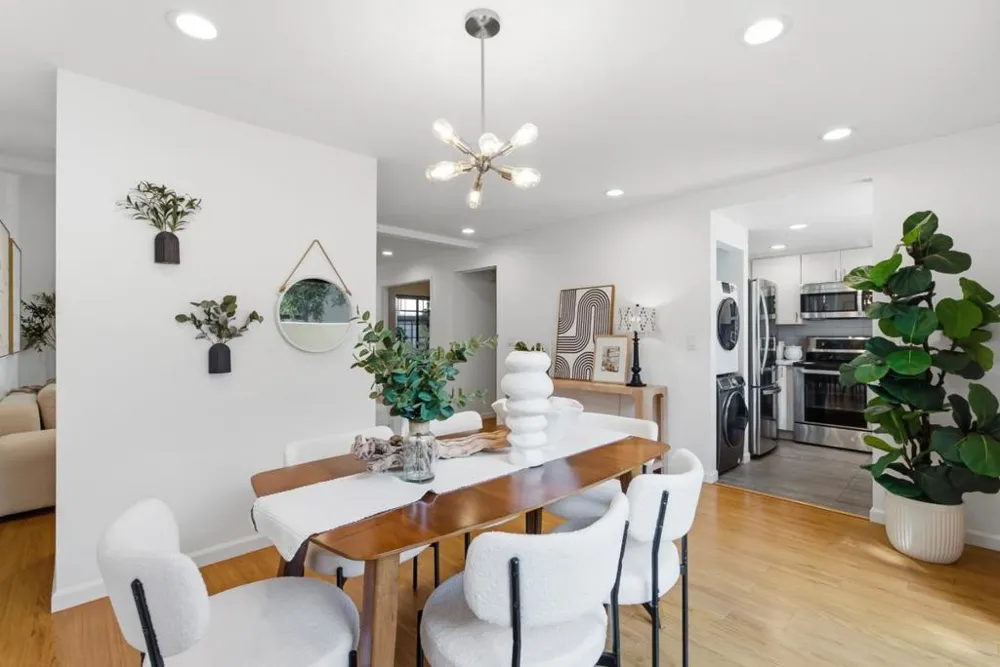 1003 Chula Vista Terrace Sunnyvale, CA 94086