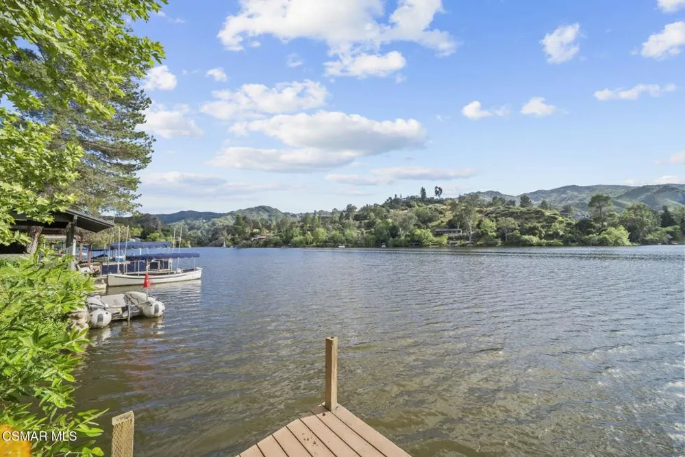 2375 Laguna Circle Drive Agoura Hills, CA 91301