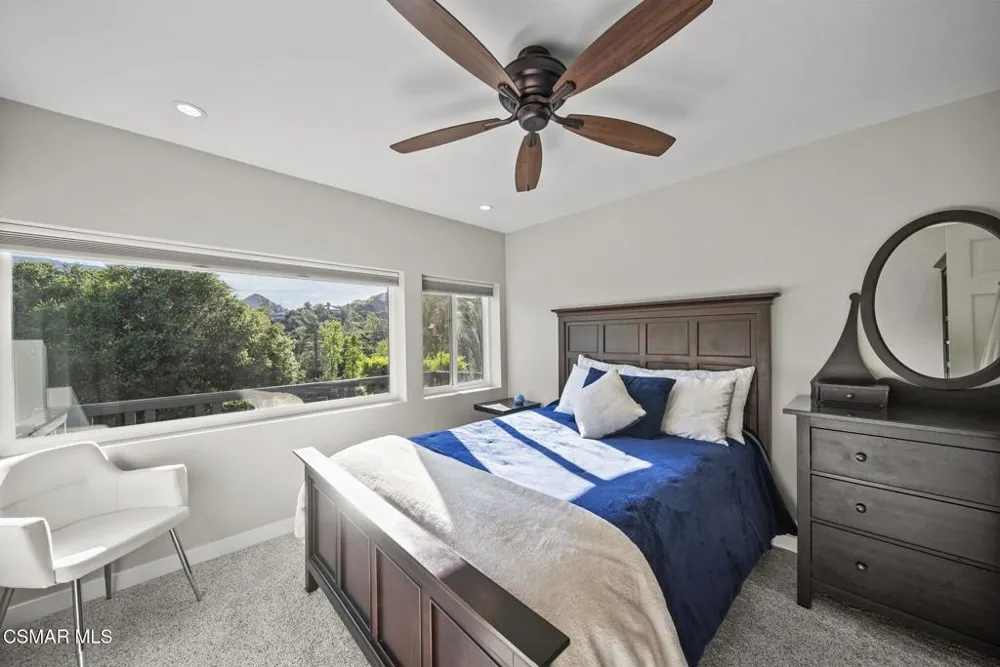 2375 Laguna Circle Drive Agoura Hills, CA 91301