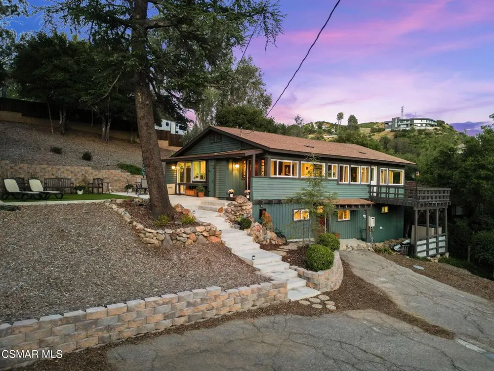 2375 Laguna Circle Drive Agoura Hills, CA 91301