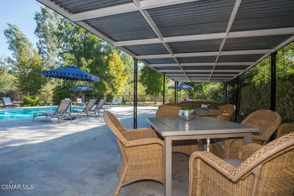 2375 Laguna Circle Drive Agoura Hills, CA 91301