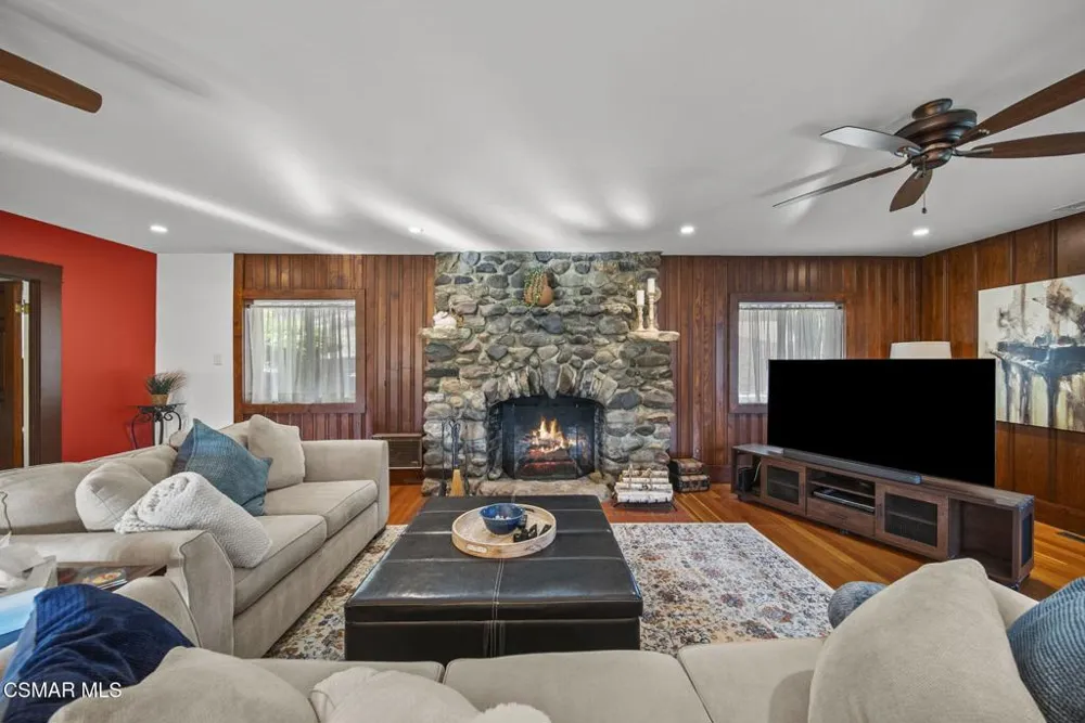 2375 Laguna Circle Drive Agoura Hills, CA 91301