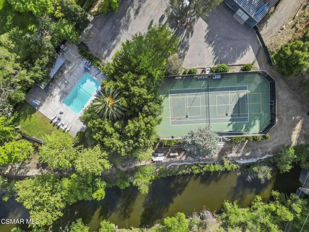 2375 Laguna Circle Drive Agoura Hills, CA 91301