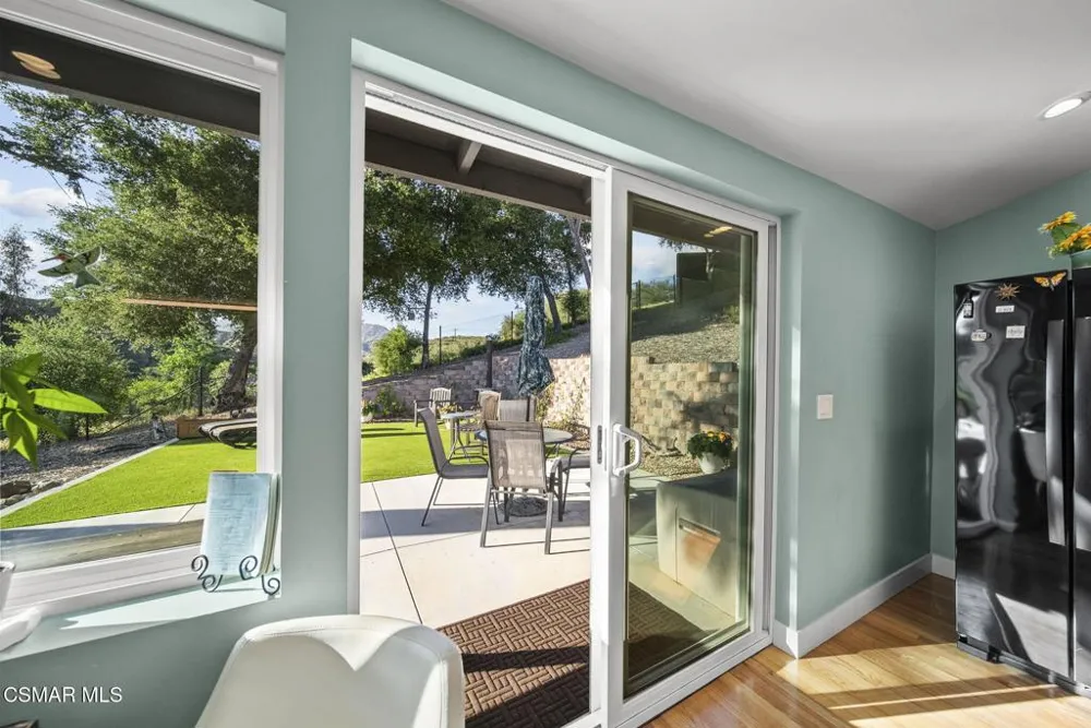 2375 Laguna Circle Drive Agoura Hills, CA 91301
