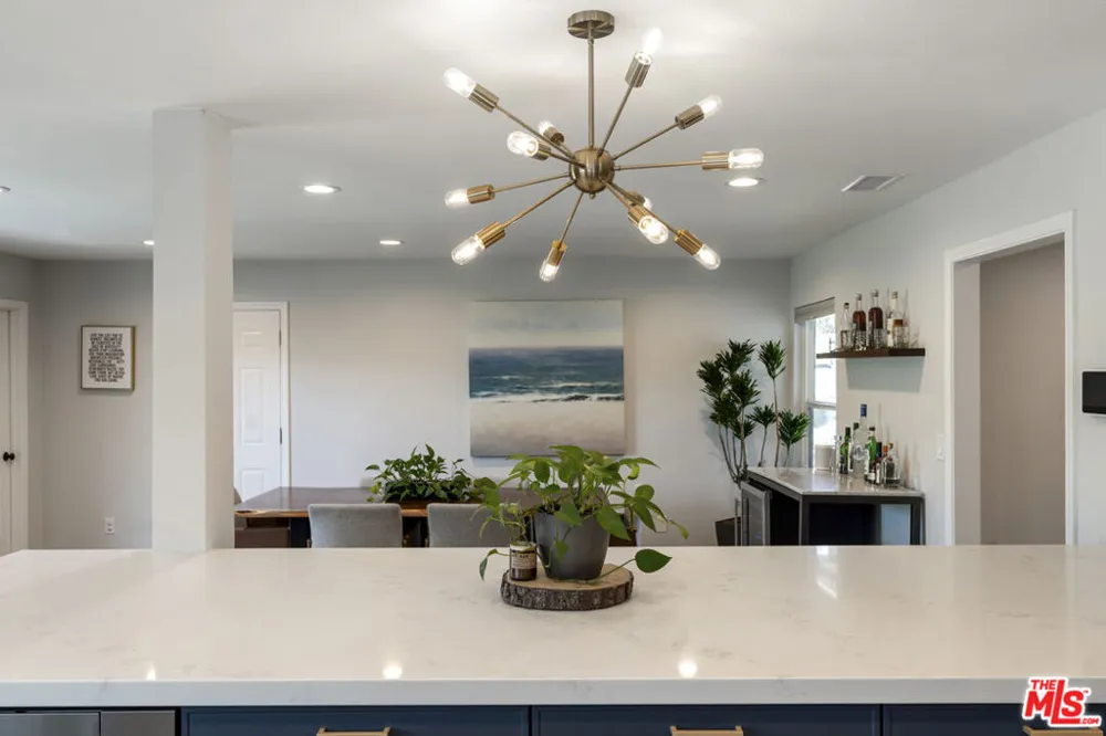 3159 Voltaire Drive Topanga, CA 90290