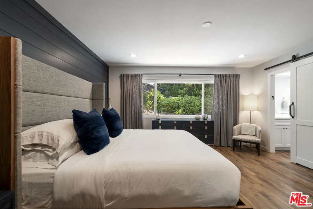 3159 Voltaire Drive Topanga, CA 90290
