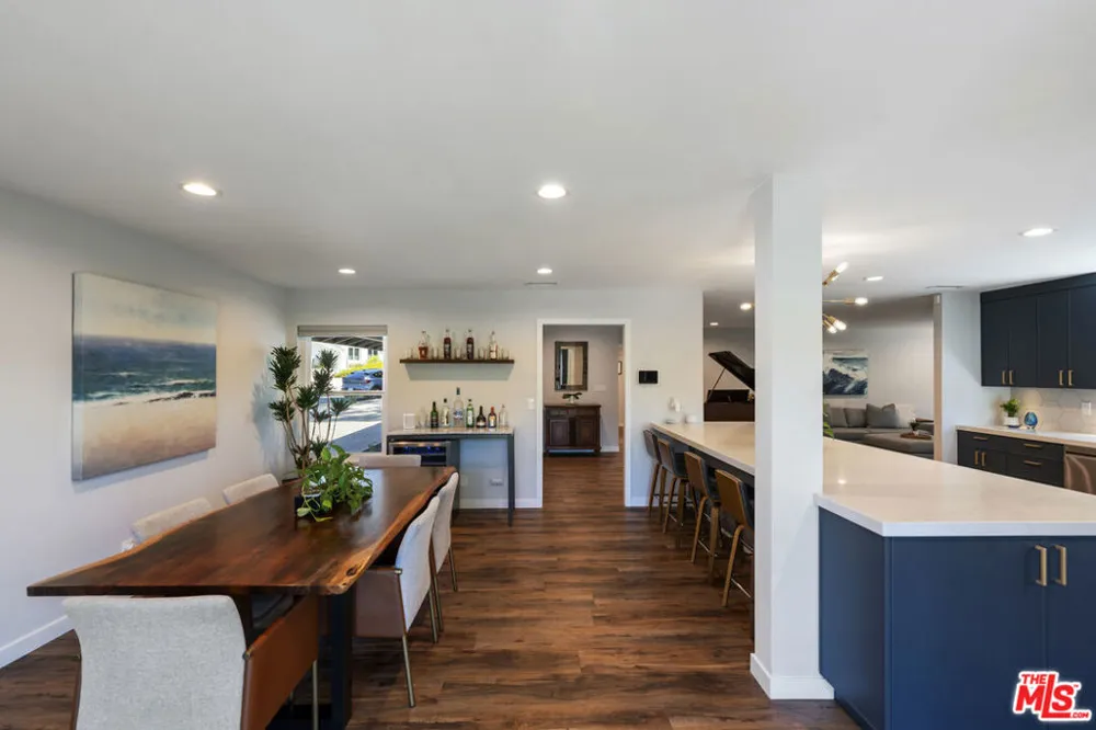 3159 Voltaire Drive Topanga, CA 90290