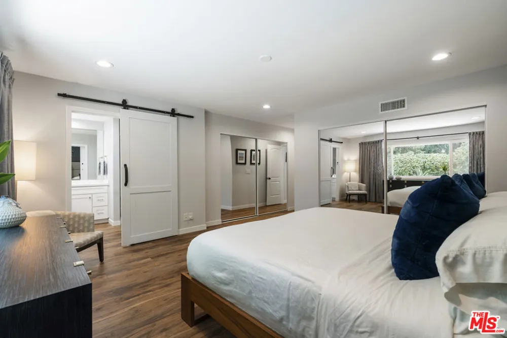 3159 Voltaire Drive Topanga, CA 90290