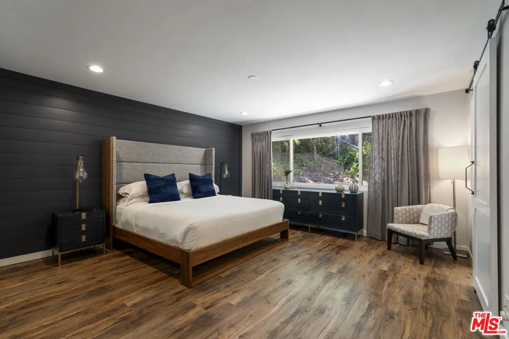 3159 Voltaire Drive Topanga, CA 90290