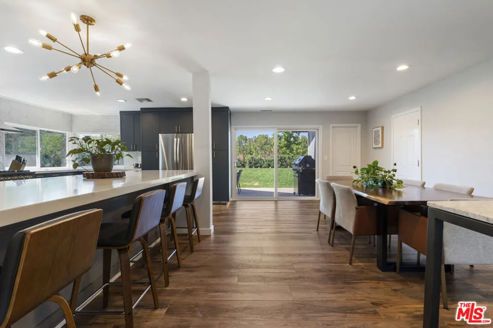 3159 Voltaire Drive Topanga, CA 90290