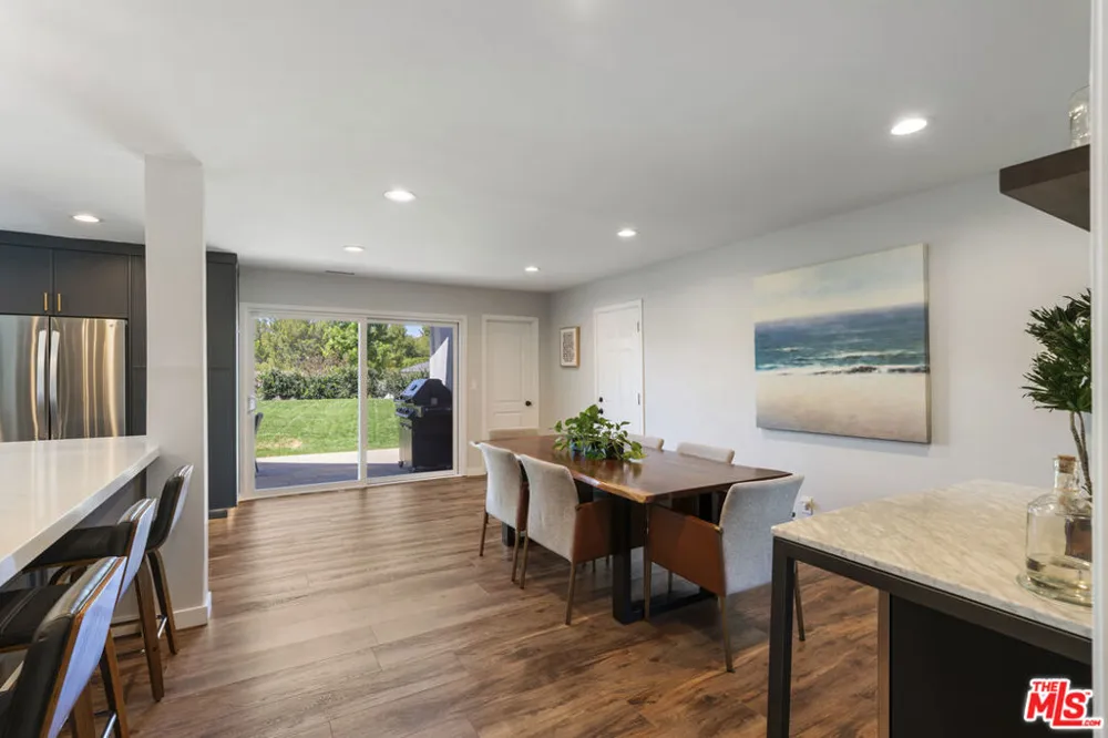 3159 Voltaire Drive Topanga, CA 90290