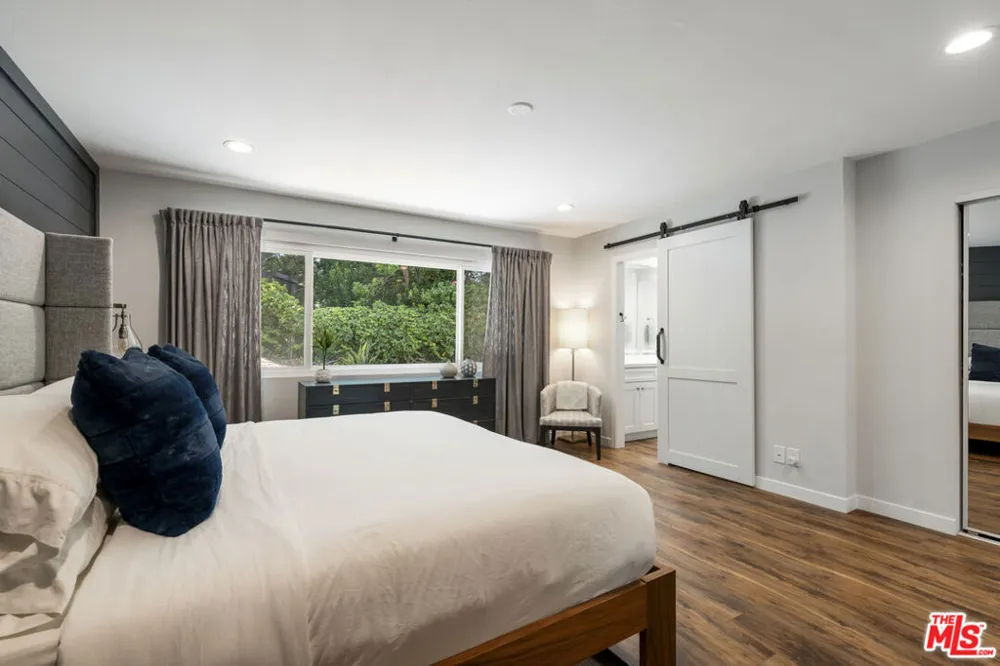 3159 Voltaire Drive Topanga, CA 90290