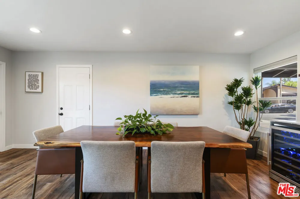 3159 Voltaire Drive Topanga, CA 90290
