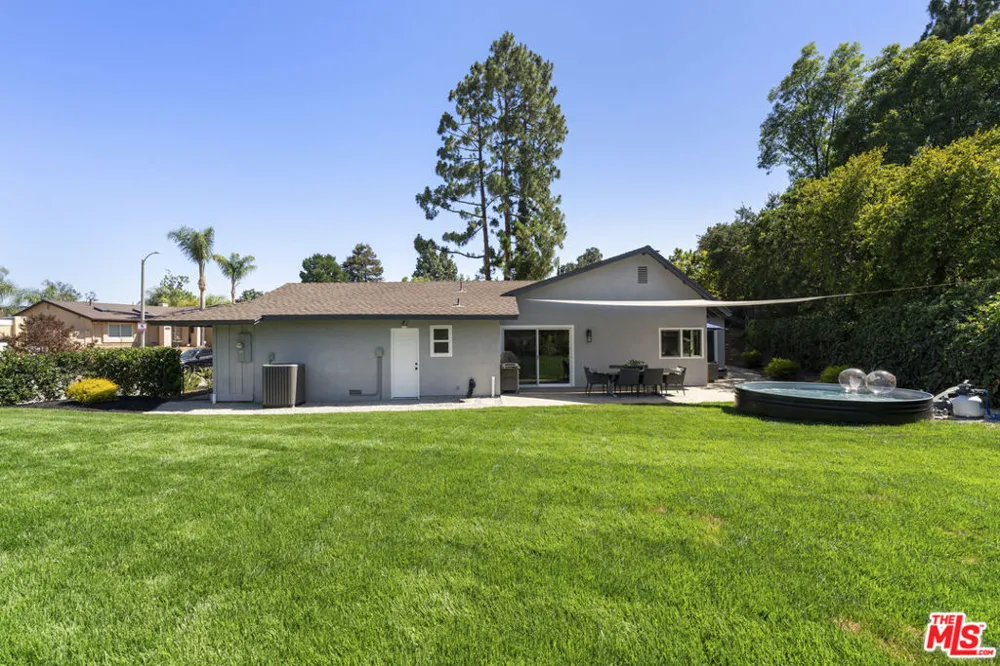 3159 Voltaire Drive Topanga, CA 90290
