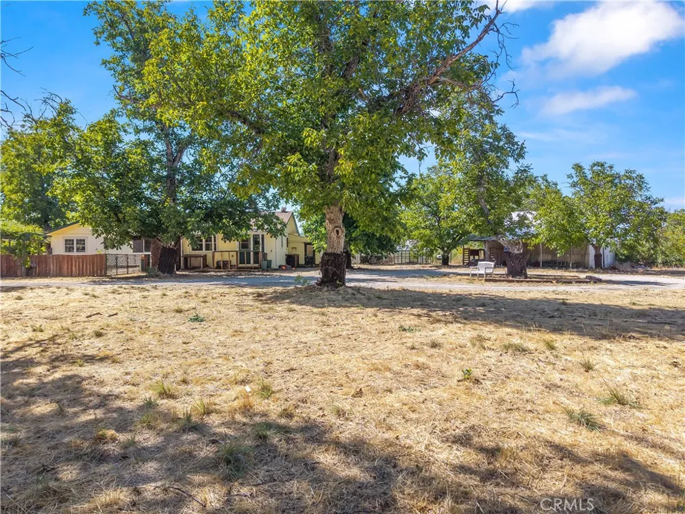 1860 Hummel Lane Kelseyville, CA 95451