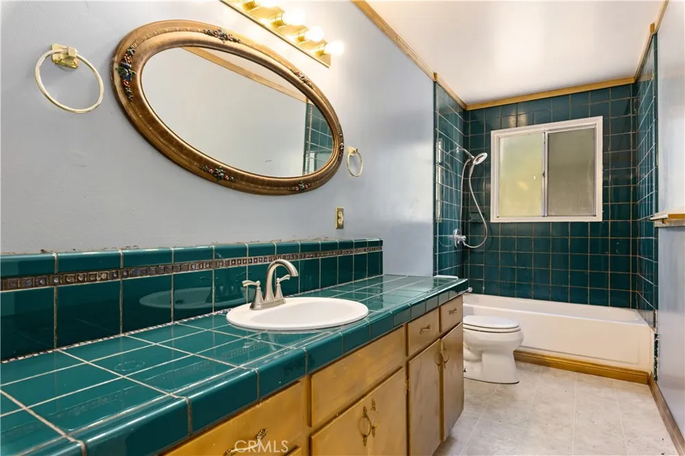 1860 Hummel Lane Kelseyville, CA 95451