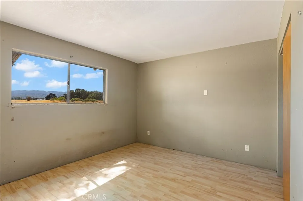 1860 Hummel Lane Kelseyville, CA 95451