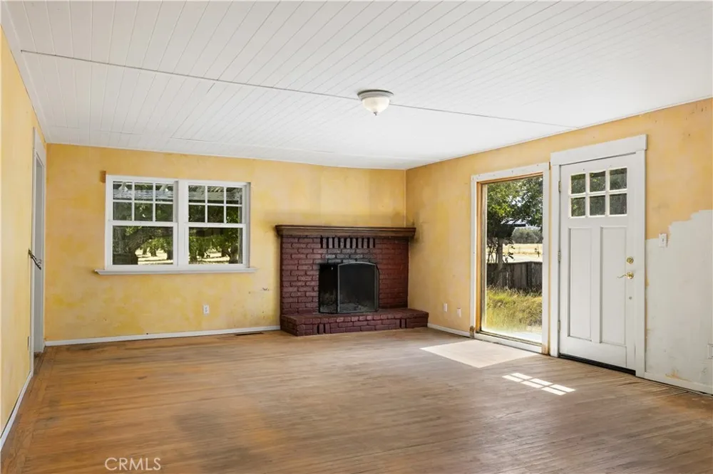1860 Hummel Lane Kelseyville, CA 95451