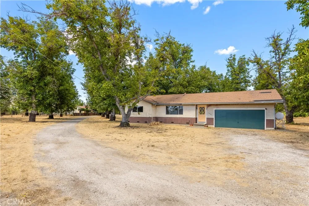 1860 Hummel Lane Kelseyville, CA 95451