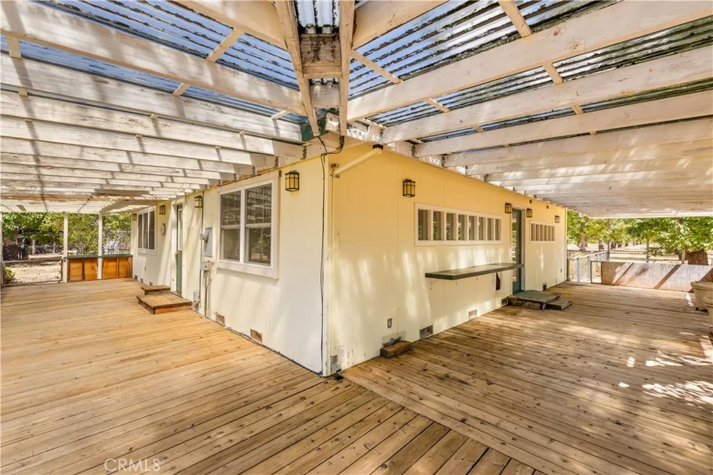 1860 Hummel Lane Kelseyville, CA 95451
